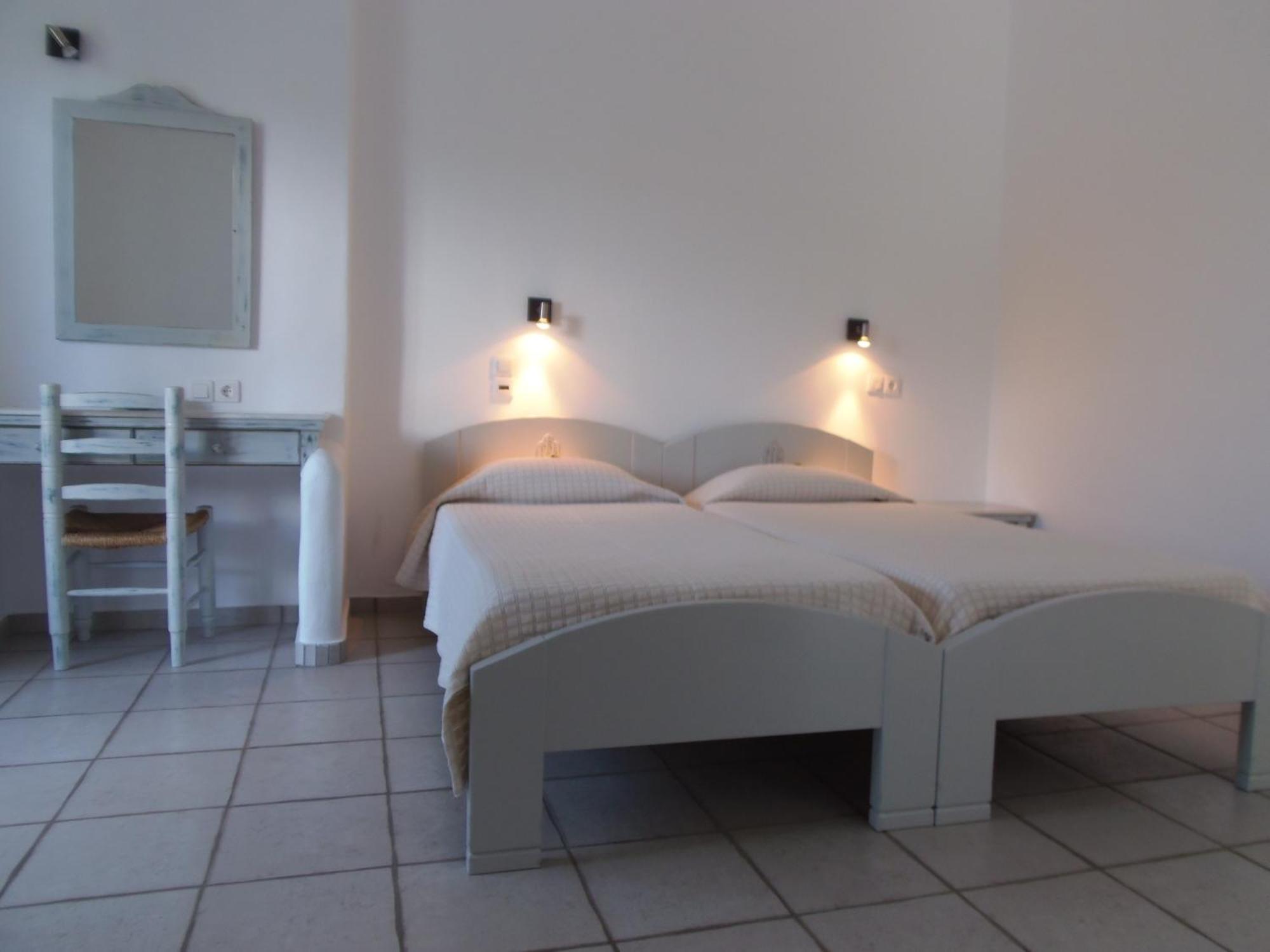 Hotel Manos Naousa  Bagian luar foto