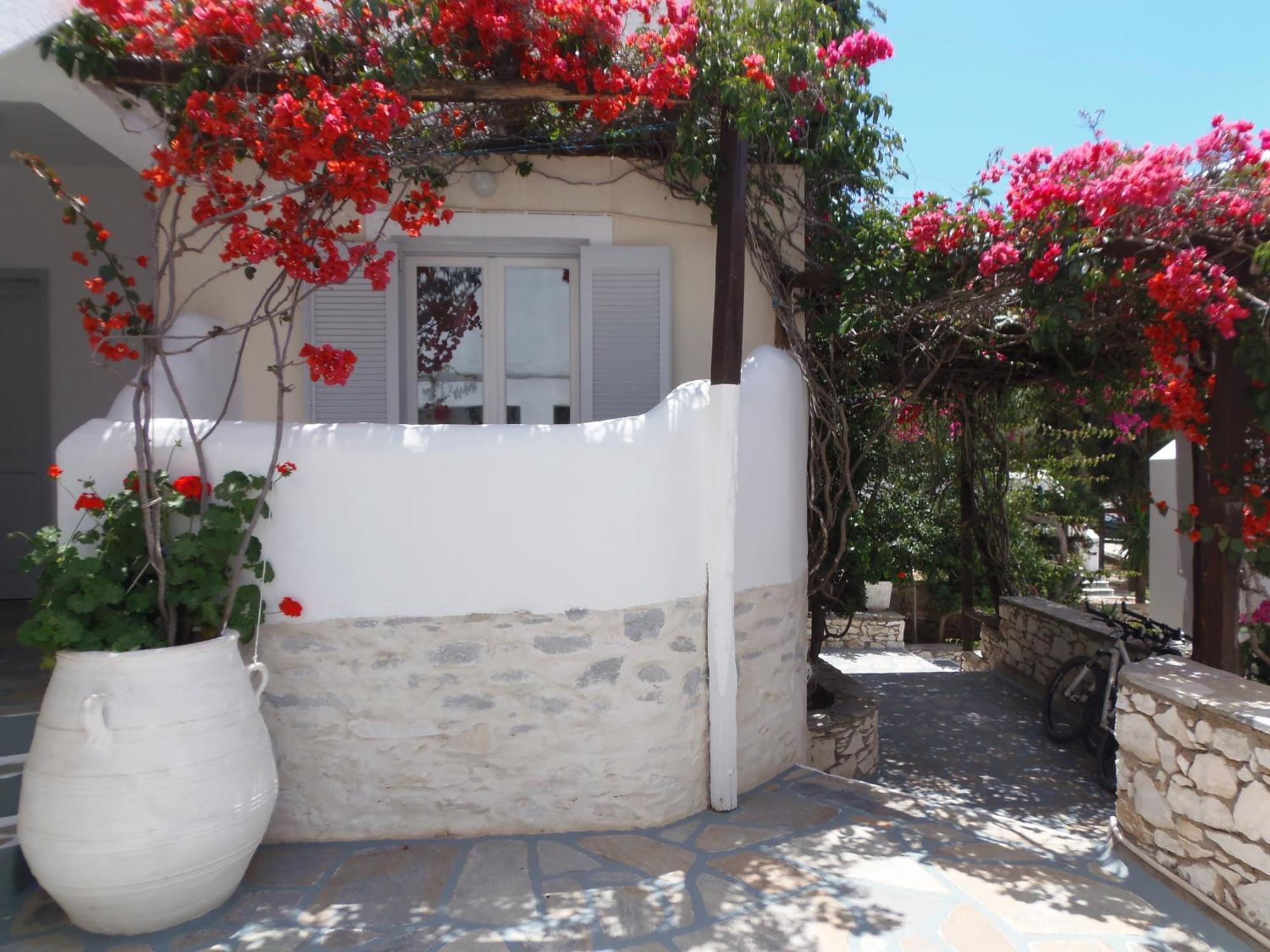 Hotel Manos Naousa  Bagian luar foto