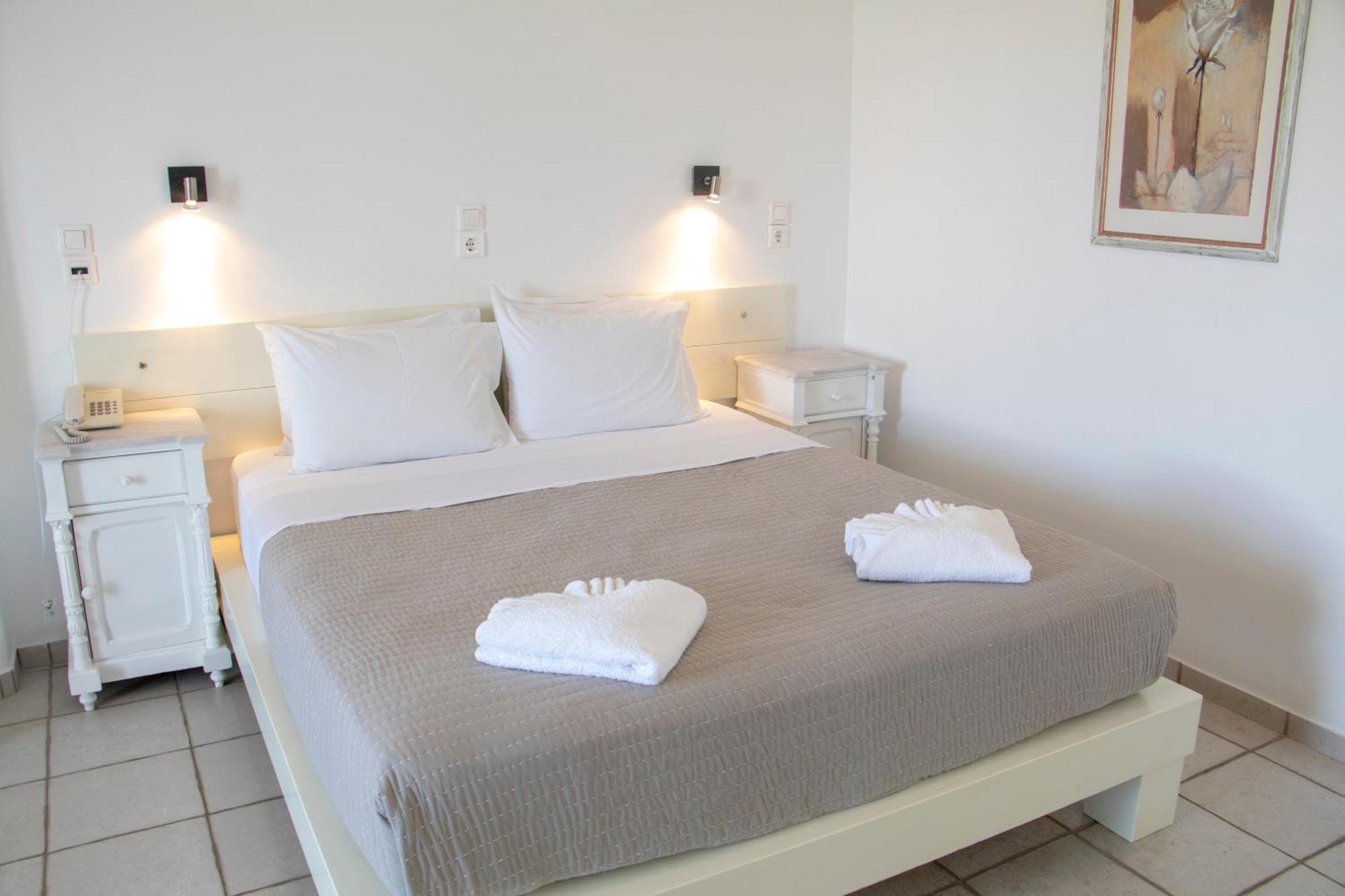 Hotel Manos Naousa  Bagian luar foto