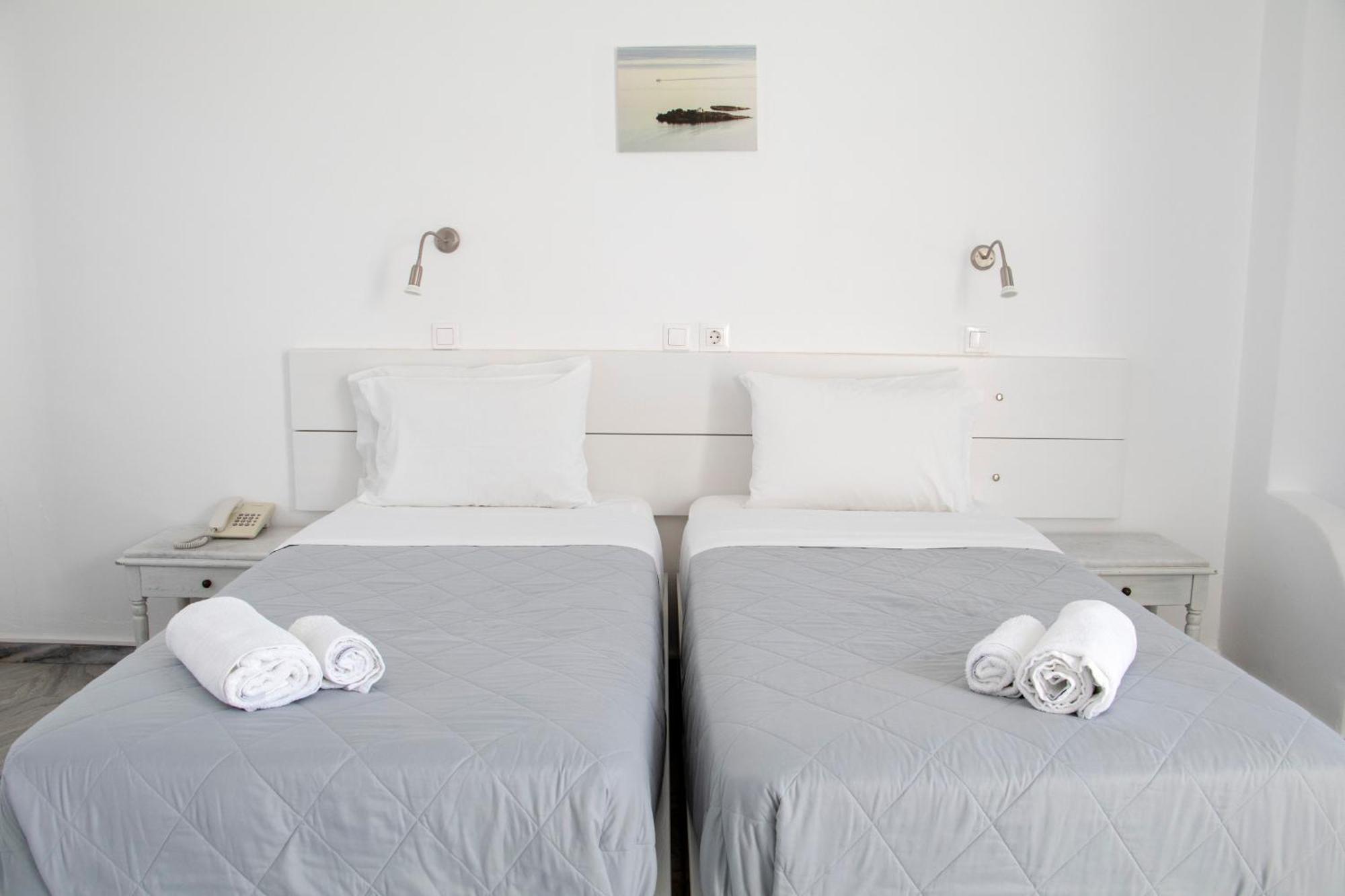 Hotel Manos Naousa  Bagian luar foto